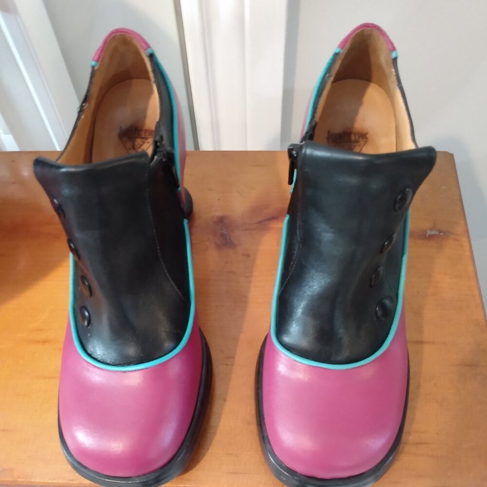 John Fluevog Mini Bunny - Picture 2 of 6